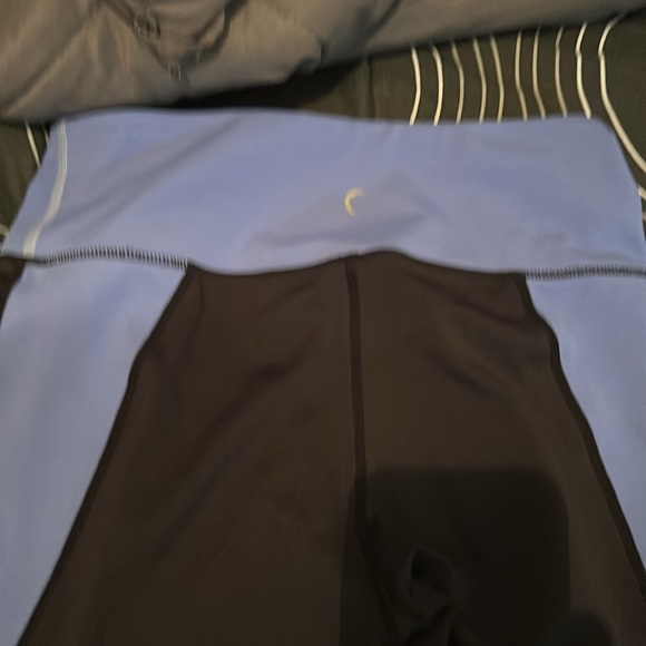 Zyia light n light leggings - Picture 3 of 4